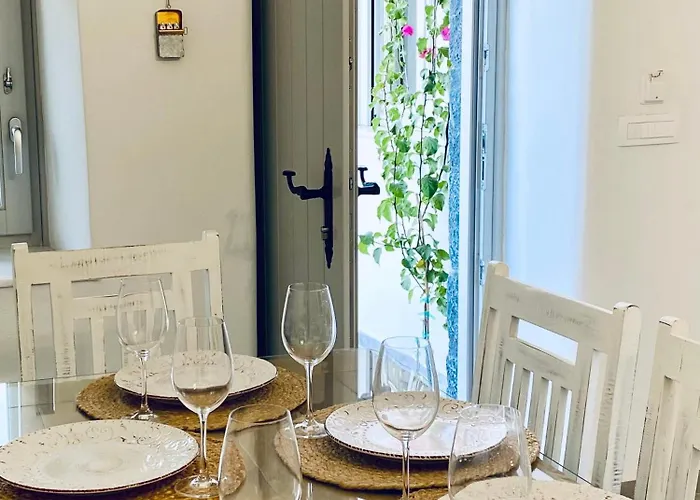 Euphemus Cave House *