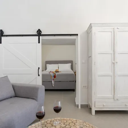 דירה Euphemus Cave House מסאריה