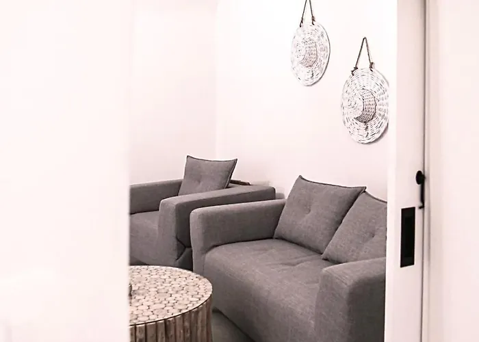 Euphemus Cave House *