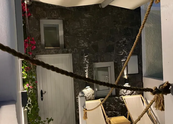 Euphemus Cave House Daire Mesaria