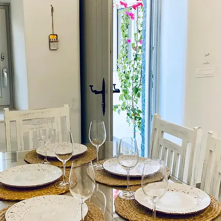 Euphemus Cave House *